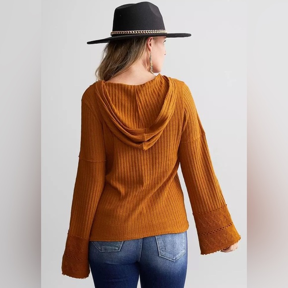 Roasted peacan Ribbed Hoodie from DAYTRIP - Picture 2 of 10